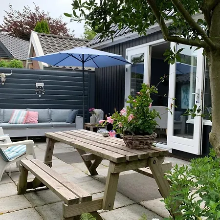 Appelbloesem Holiday home Bergen