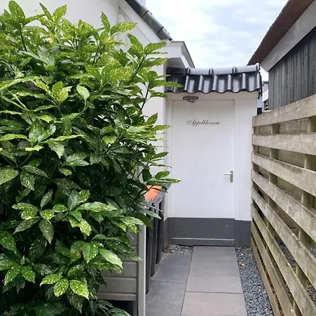 Appelbloesem * بيرشِن